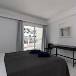 Club Atlantis 91 - Two Bed Lägenhet *