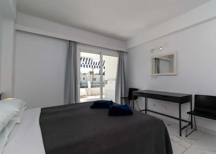 Club Atlantis 91 - Two Bed Appartement *