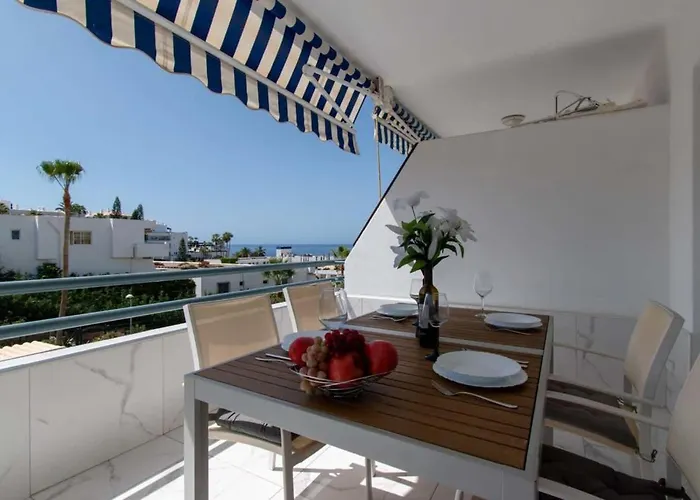 Club Atlantis 91 - Two Bed Appartement Costa Adeje (Tenerife)