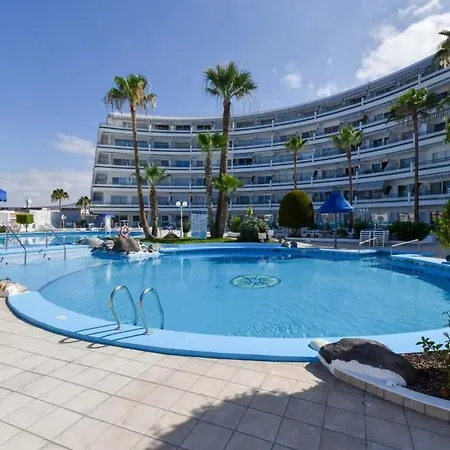Club Atlantis 91 - Two Bed * Costa Adeje (Tenerife)