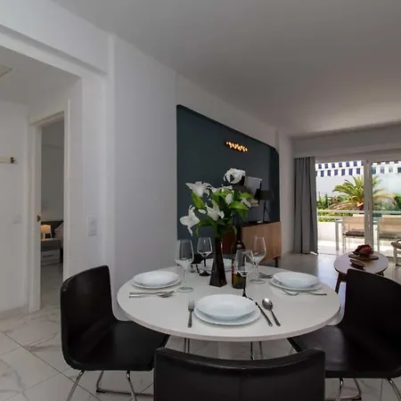 Apartment Club Atlantis 91 - Two Bed